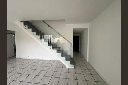 Apartamento à venda com 214m², 3 quartos e 2 vagas