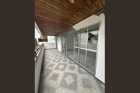 Apartamento à venda com 214m², 3 quartos e 2 vagas