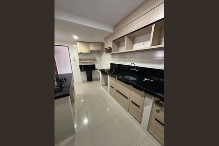 Apartamento à venda com 214m², 3 quartos e 2 vagas
