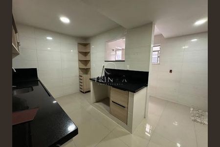 Apartamento à venda com 214m², 3 quartos e 2 vagas