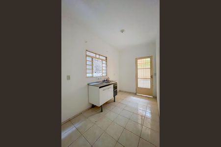 Casa para alugar com 40m², 1 quarto e sem vaga Casa para alugar com 40m², 1 quarto e sem vagaCozinha