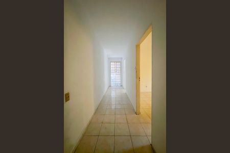 Corredor de casa para alugar com 1 quarto, 40m² em São Pedro, Osasco