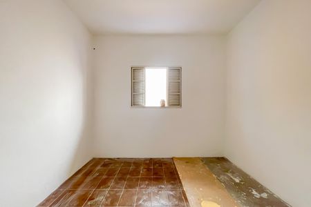 Quarto de casa para alugar com 1 quarto, 40m² em São Pedro, Osasco