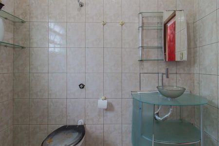 Casa para alugar com 203m², 3 quartos e 2 vagas Casa para alugar com 203m², 3 quartos e 2 vagasBanheiro Social 1