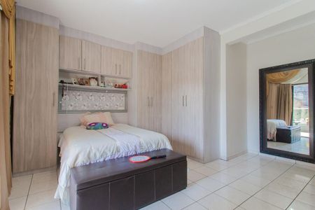 Casa para alugar com 203m², 3 quartos e 2 vagas Casa para alugar com 203m², 3 quartos e 2 vagasQuarto Suíte