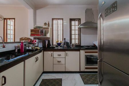 Casa para alugar com 203m², 3 quartos e 2 vagas Casa para alugar com 203m², 3 quartos e 2 vagasCozinha