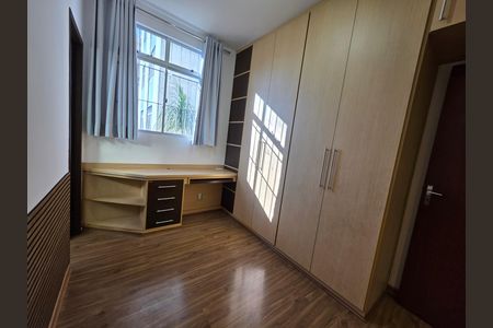 Apartamento para alugar com 108m², 3 quartos e 1 vagaquarto 1