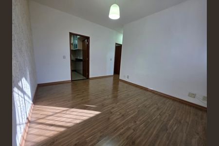 sala de apartamento para alugar com 3 quartos, 108m² em Fonte Grande, Contagem
