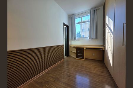 quarto 1 de apartamento para alugar com 3 quartos, 108m² em Fonte Grande, Contagem