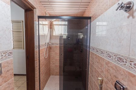Apartamento para alugar com 170m², 4 quartos e 2 vagas Apartamento para alugar com 170m², 4 quartos e 2 vagasBanheiro da Suíte 2