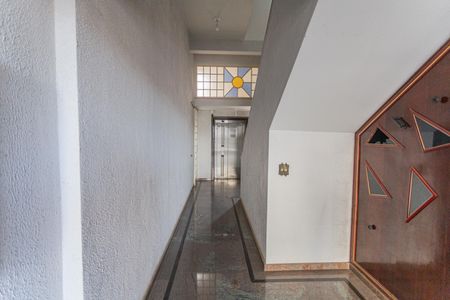 Apartamento para alugar com 170m², 4 quartos e 2 vagas Apartamento para alugar com 170m², 4 quartos e 2 vagasHall de entrada