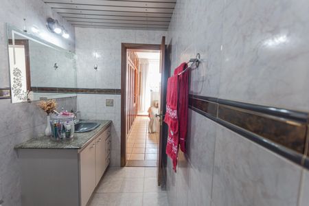 Apartamento para alugar com 170m², 4 quartos e 2 vagas Apartamento para alugar com 170m², 4 quartos e 2 vagasBanheiro da Suíte 1