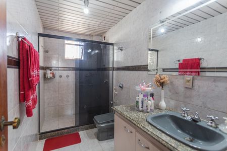 Apartamento para alugar com 170m², 4 quartos e 2 vagas Apartamento para alugar com 170m², 4 quartos e 2 vagasBanheiro da Suíte 1