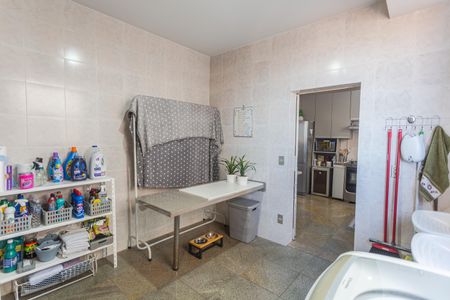 Apartamento para alugar com 170m², 4 quartos e 2 vagas Apartamento para alugar com 170m², 4 quartos e 2 vagasÁrea de Serviço