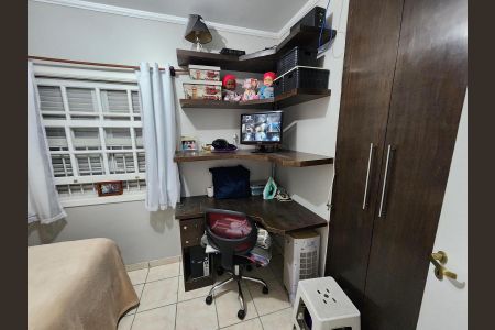 Casa à venda com 150m², 3 quartos e 2 vagasQuarto