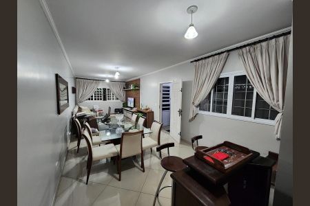 Sala de Janta de casa à venda com 3 quartos, 150m² em Jardim Ana Maria, São Paulo