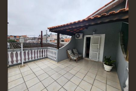 Casa à venda com 150m², 3 quartos e 2 vagasÁrea externa