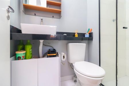 Apartamento para alugar com 31m², 2 quartos e sem vaga Apartamento para alugar com 31m², 2 quartos e sem vagaBanheiro