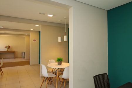 Apartamento para alugar com 31m², 2 quartos e sem vagaÁrea comum - Salão de festas