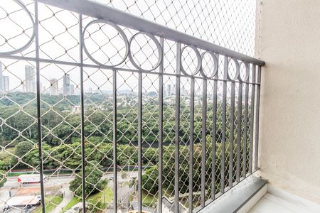 Varanda de apartamento à venda com 2 quartos, 55m² em Jardim Tupanci, Barueri