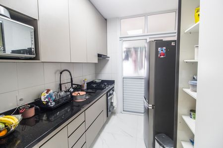 Apartamento para alugar com 55m², 2 quartos e 2 vagas Apartamento para alugar com 55m², 2 quartos e 2 vagasCozinha