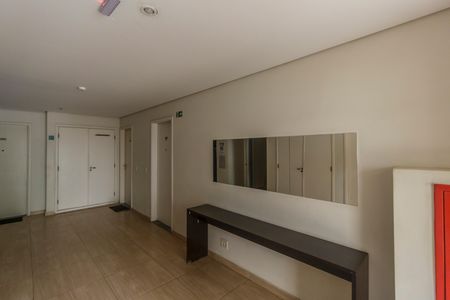 Apartamento para alugar com 55m², 2 quartos e 2 vagas Apartamento para alugar com 55m², 2 quartos e 2 vagascHall de entrada