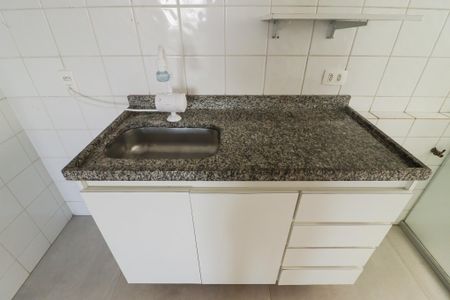 Cozinha e Área de Serviço de apartamento para alugar com 1 quarto, 49m² em Carandiru, São Paulo