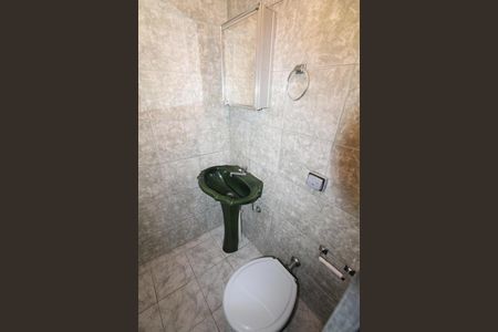 Banheiro de apartamento para alugar com 2 quartos, 60m² em Conjunto Residencial Trinta E Um de Marco, São José dos Campos