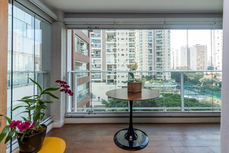 Apartamento à venda com 49m², 1 quarto e 1 vaga Apartamento à venda com 49m², 1 quarto e 1 vagaVaranda