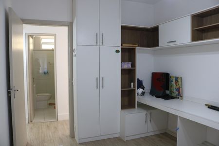 Quarto 1 de apartamento para alugar com 2 quartos, 86m² em Lapa, São Paulo