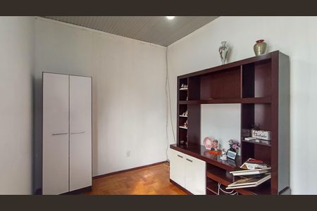 Casa à venda com 300m², 5 quartos e 2 vagas