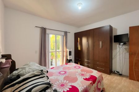 Casa à venda com 276m², 2 quartos e 5 vagas