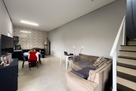 Casa à venda com 276m², 2 quartos e 5 vagas