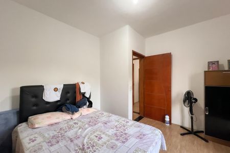 Casa à venda com 276m², 2 quartos e 5 vagas