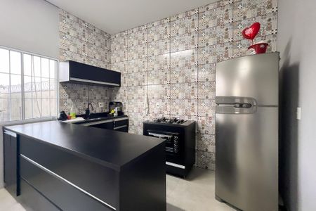 Casa à venda com 276m², 2 quartos e 5 vagas