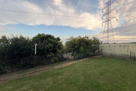 Casa à venda com 276m², 2 quartos e 5 vagas