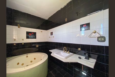 Casa para alugar com 400m², 3 quartos e 10 vagas
