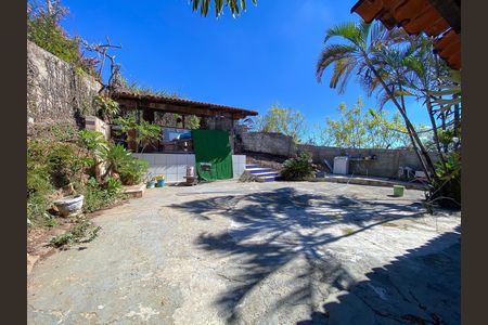 Casa para alugar com 400m², 3 quartos e 10 vagas