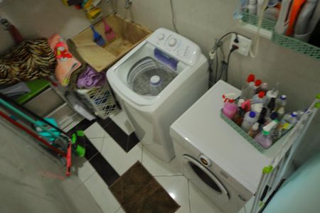 Casa à venda com 200m², 3 quartos e 2 vagasÁrea de Serviço