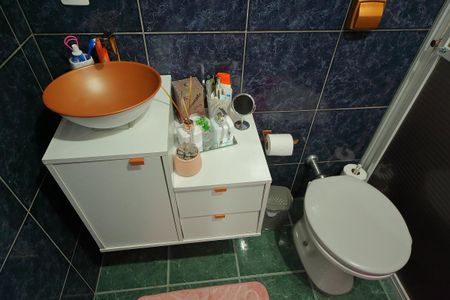Casa à venda com 200m², 3 quartos e 2 vagasBanheiro da Suíte 