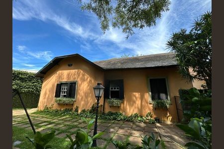 Casa à venda com 750m², 4 quartos e 4 vagas