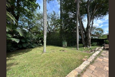 Casa à venda com 4 quartos, 750m² em Morumbi, São Paulo