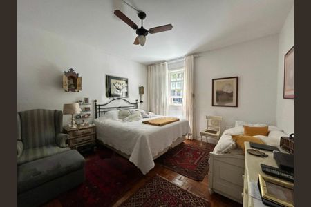 Casa à venda com 750m², 4 quartos e 4 vagas