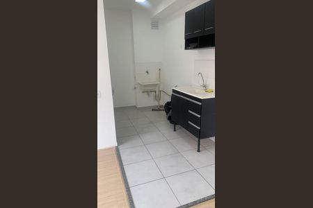 Cozinha de apartamento para alugar com 1 quarto, 35m² em Jardim Helena, São Paulo