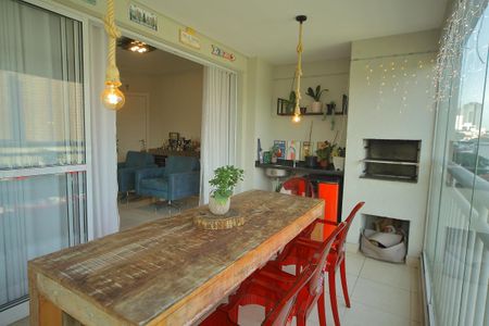 Apartamento para alugar com 128m², 3 quartos e 2 vagasVaranda a Sala 