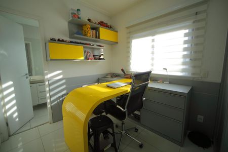 Apartamento para alugar com 128m², 3 quartos e 2 vagasSuíte 3/ Escritório