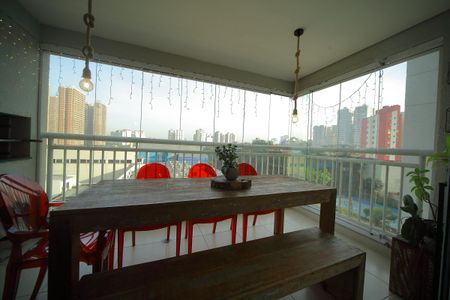 Apartamento para alugar com 128m², 3 quartos e 2 vagasVaranda a Sala 