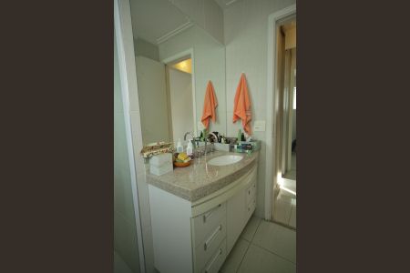 Apartamento para alugar com 128m², 3 quartos e 2 vagasBanheiro Suíte 2 