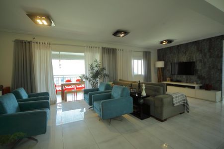 Apartamento para alugar com 128m², 3 quartos e 2 vagasSala