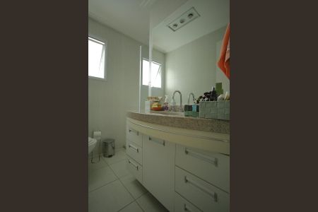 Apartamento para alugar com 128m², 3 quartos e 2 vagasBanheiro Suíte 2 